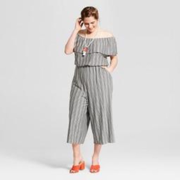Xhilaration Pants - Plus Size 2x Black/White off the shoulder jumpsuit
